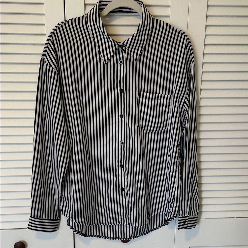 Commence Black and White Striped Shirt with open back
